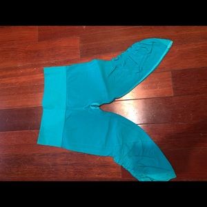 lululemon in the flow crop